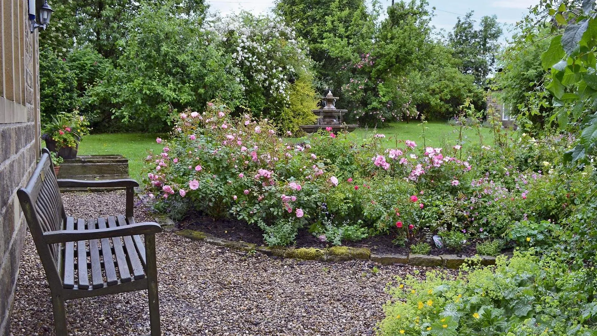 Ripponden Thurst House Farm Holiday Cottage בית נופש